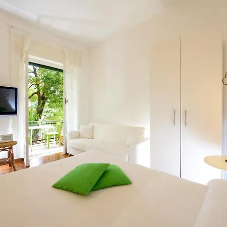 L'ora Blu 招待所 *