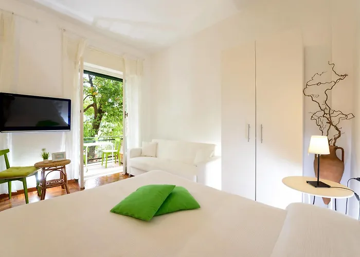 L'ora Blu Гостевой дом *